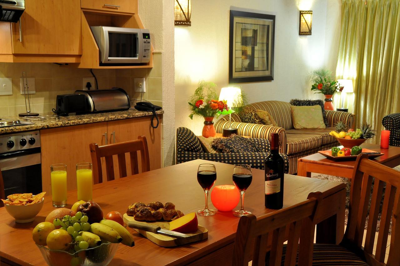 Legend Safaris 257A - In Kruger Park Lodge Hazyview Kültér fotó